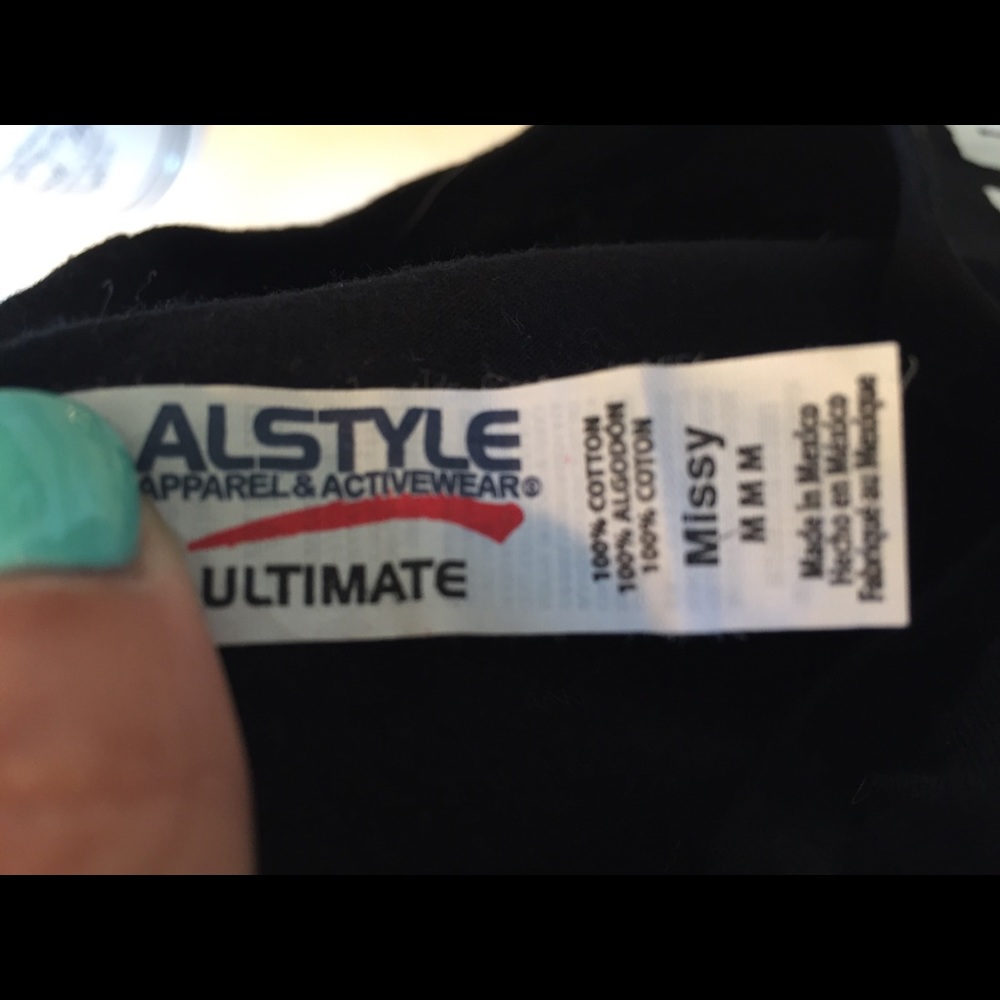 Fun Tee’s - Picture 2 of 2